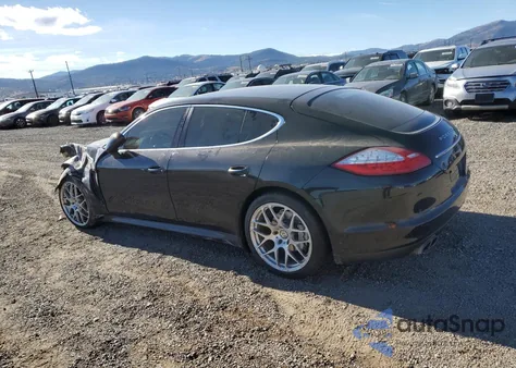 2011 Porsche Panamera S z USA, uszkodzony, nr VIN WP0AB2A75BL060184